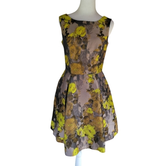 Louche London Gold Abstract Floral Cut Out Back Midi Dress Size Small NWT - Picture 2 of 10